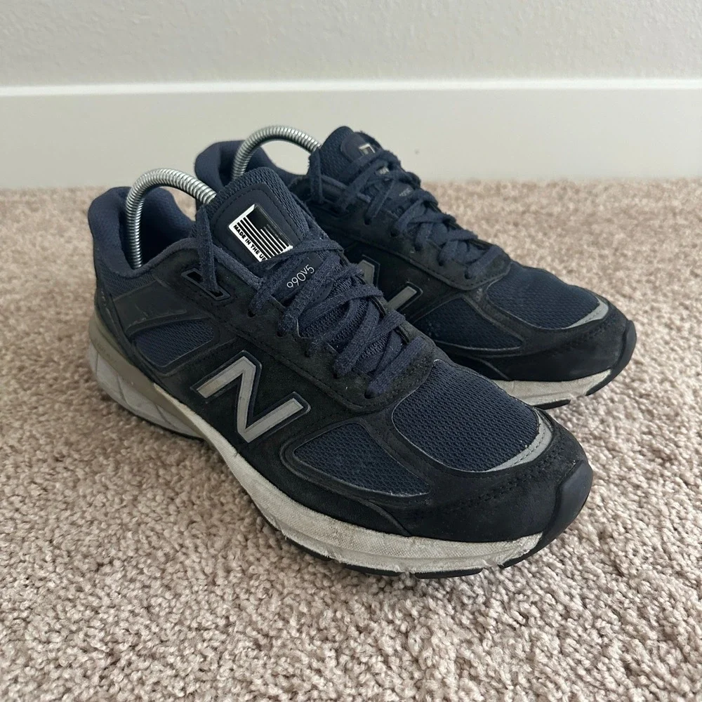 New Balance 990v5 Sneakers Mens 10 Navy Blue Made in USA Running Shoes M990NV5